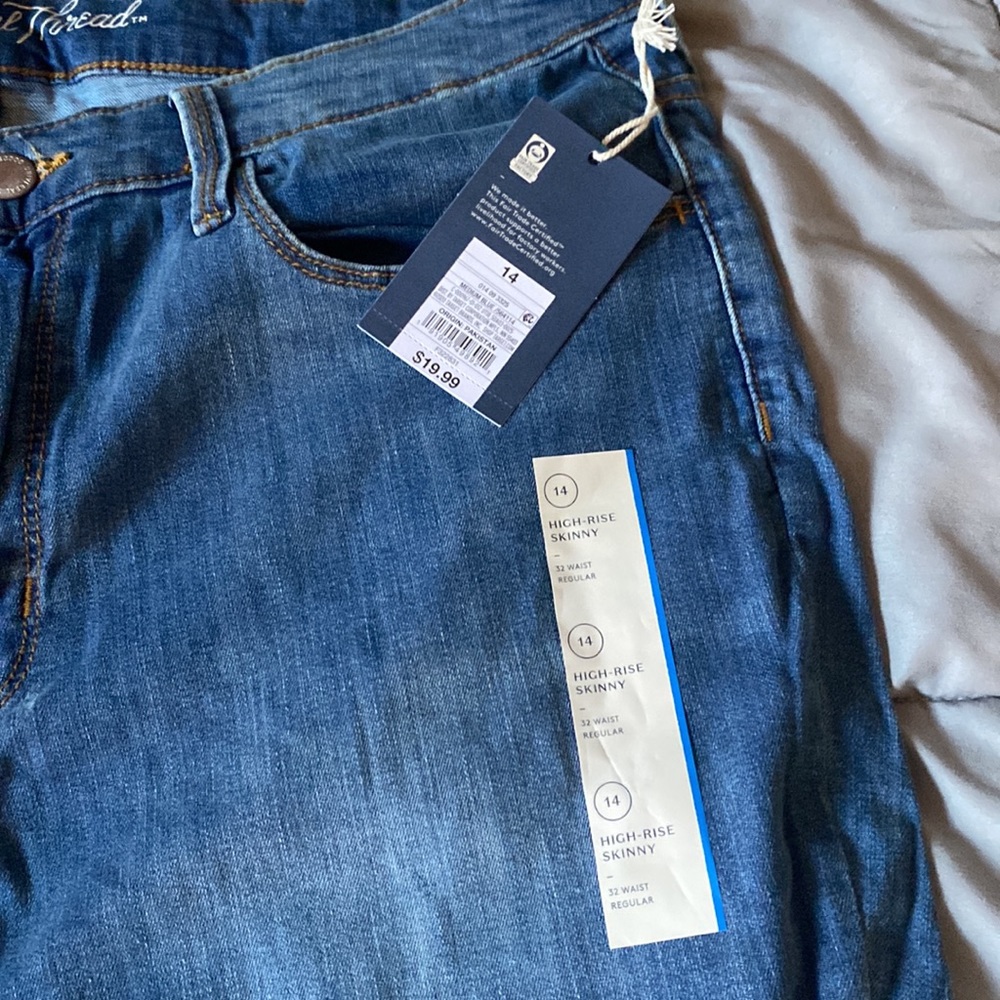 Universal Thread (Target) jeans - Picture 3 of 5